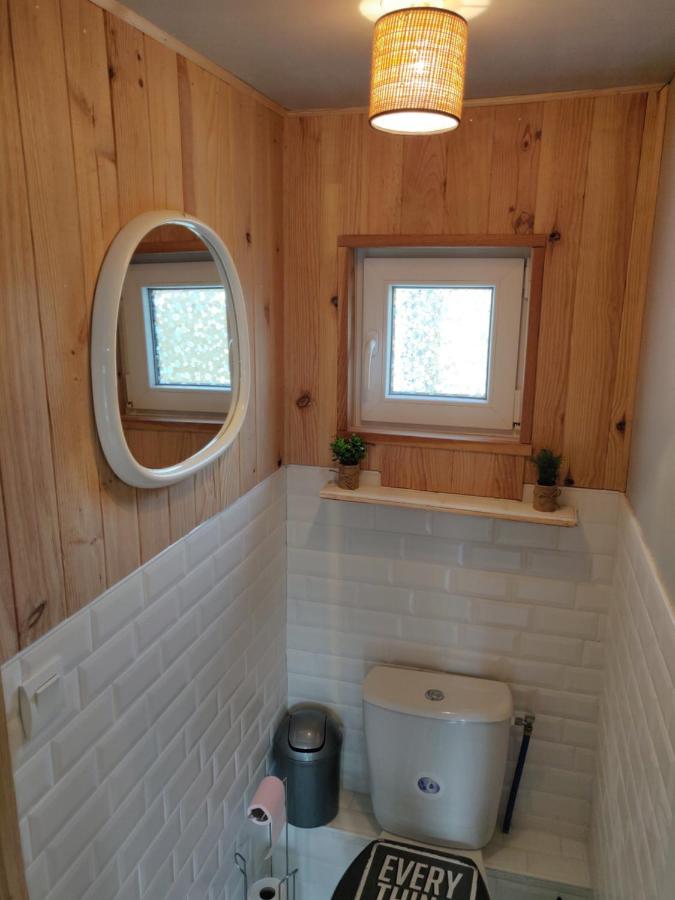 Gîte de la Vallée Genneville Extérieur photo