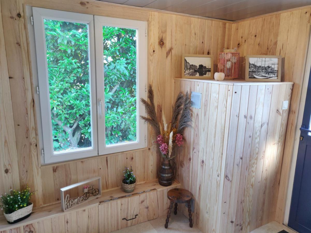 Gîte de la Vallée Genneville Extérieur photo